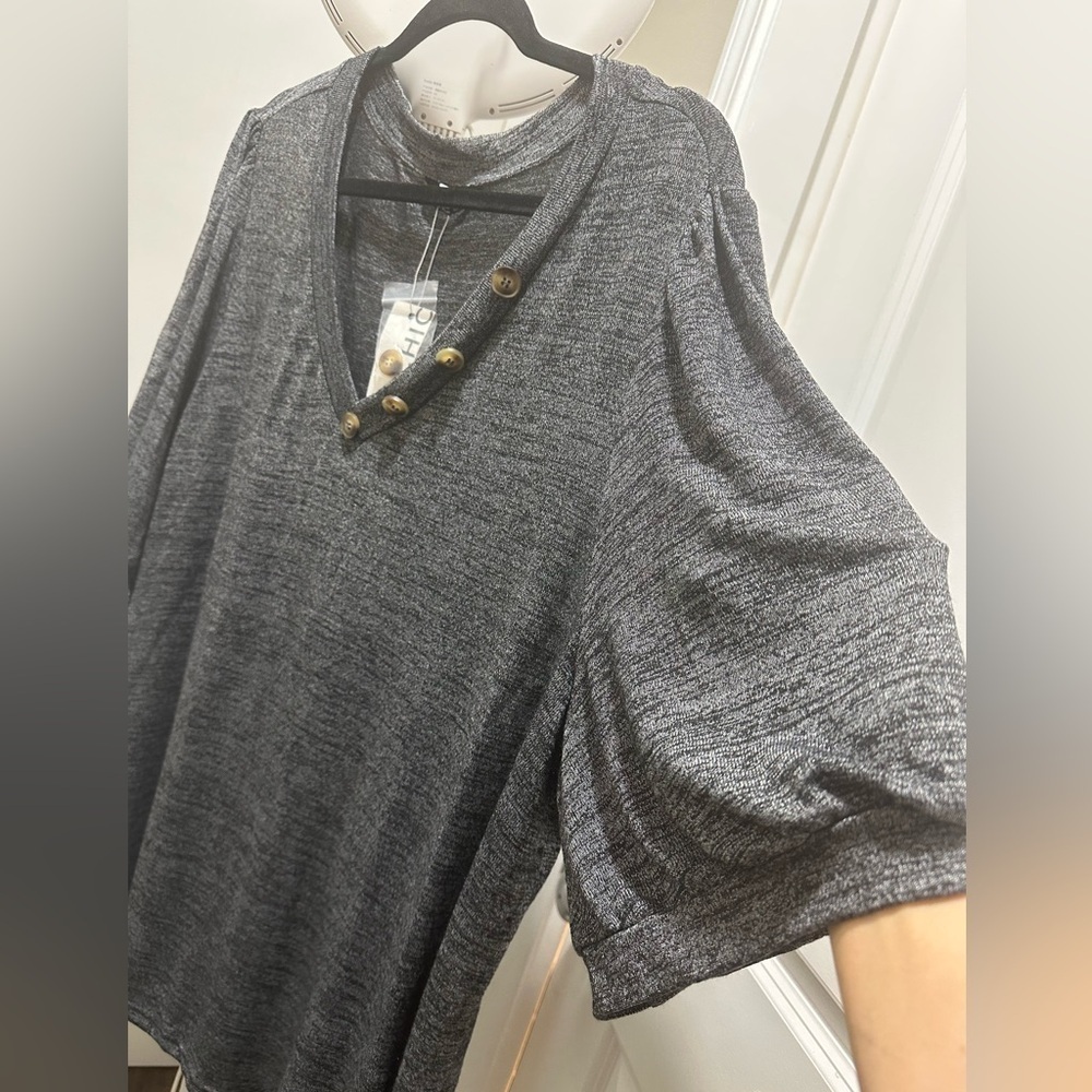 BloomChic Plus Size 3XL Heather Button Detail Puff Sleeve T-shirt - Picture 3 of 5